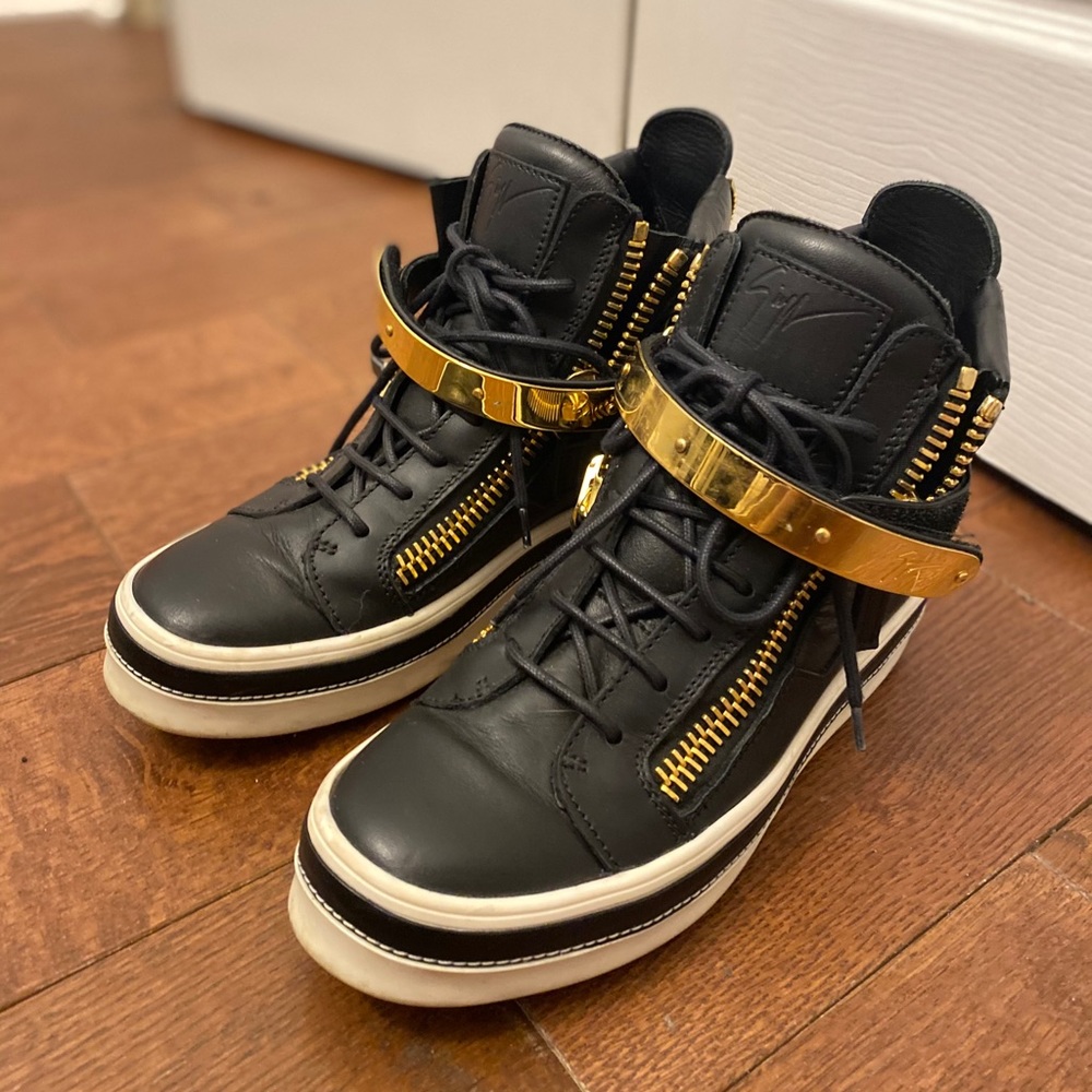 Giuseppe zanotti black leather sneakers